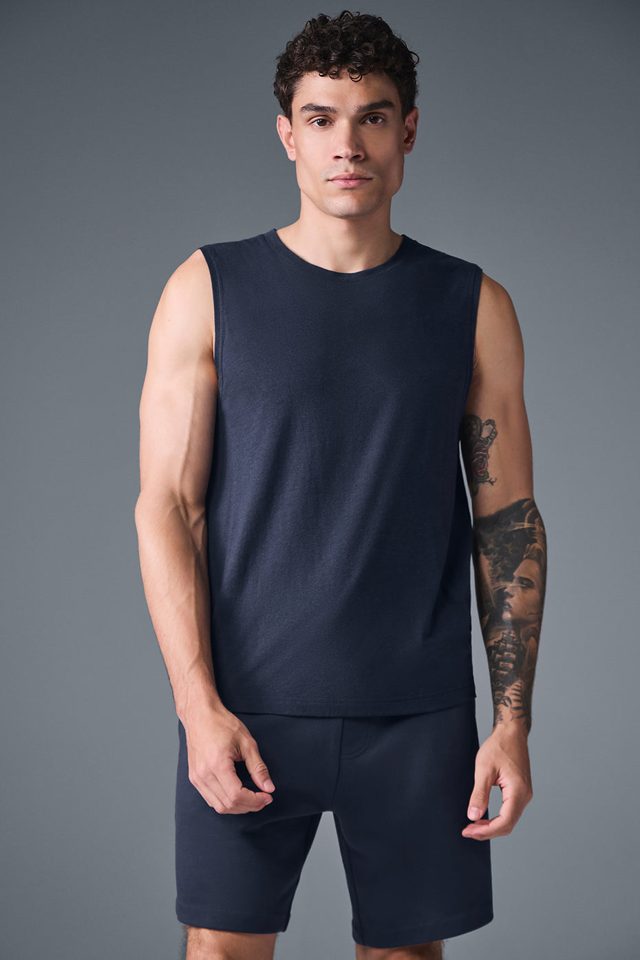 The Triumph Muscle Tank - Navy