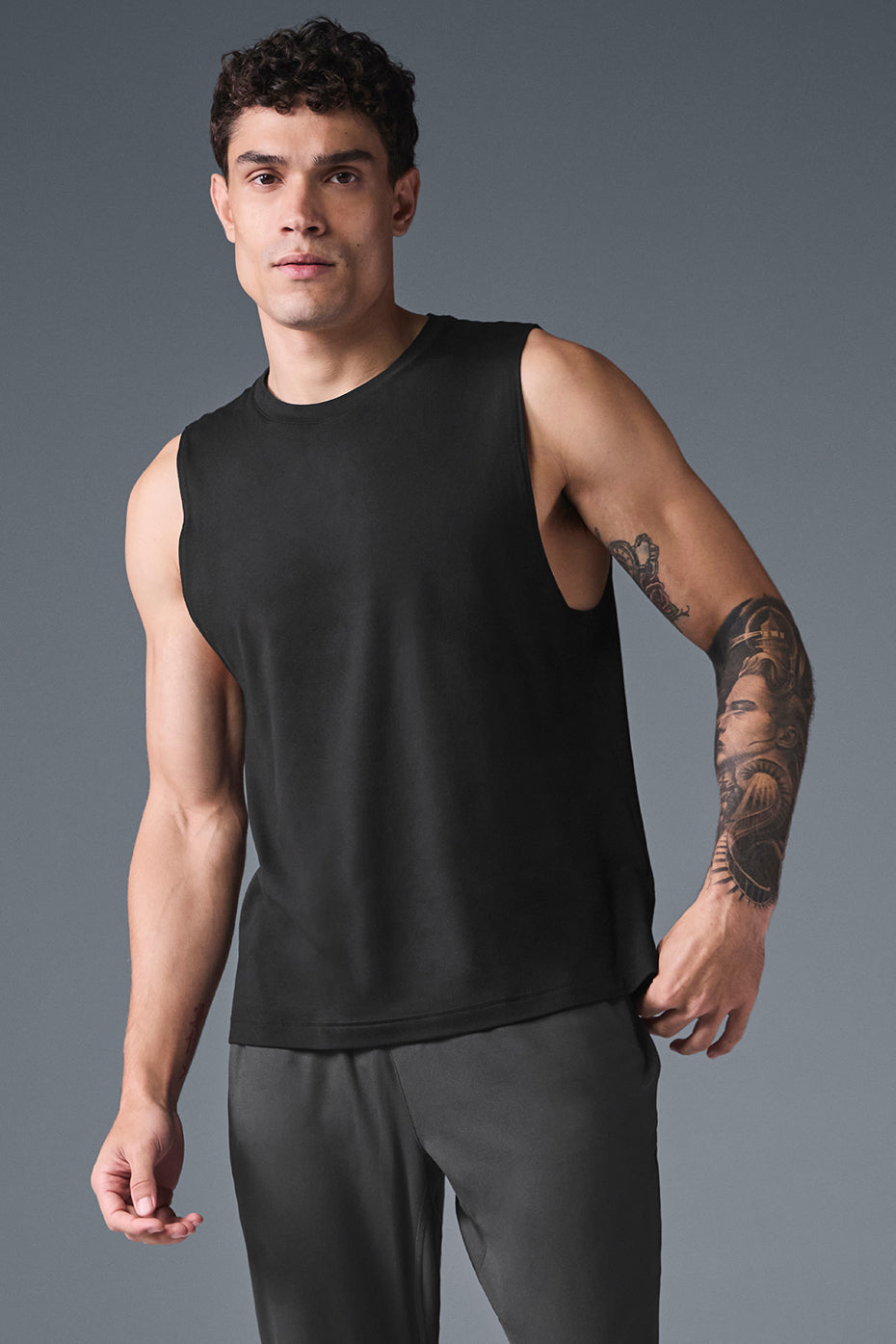 Conquer Muscle Tank - Black