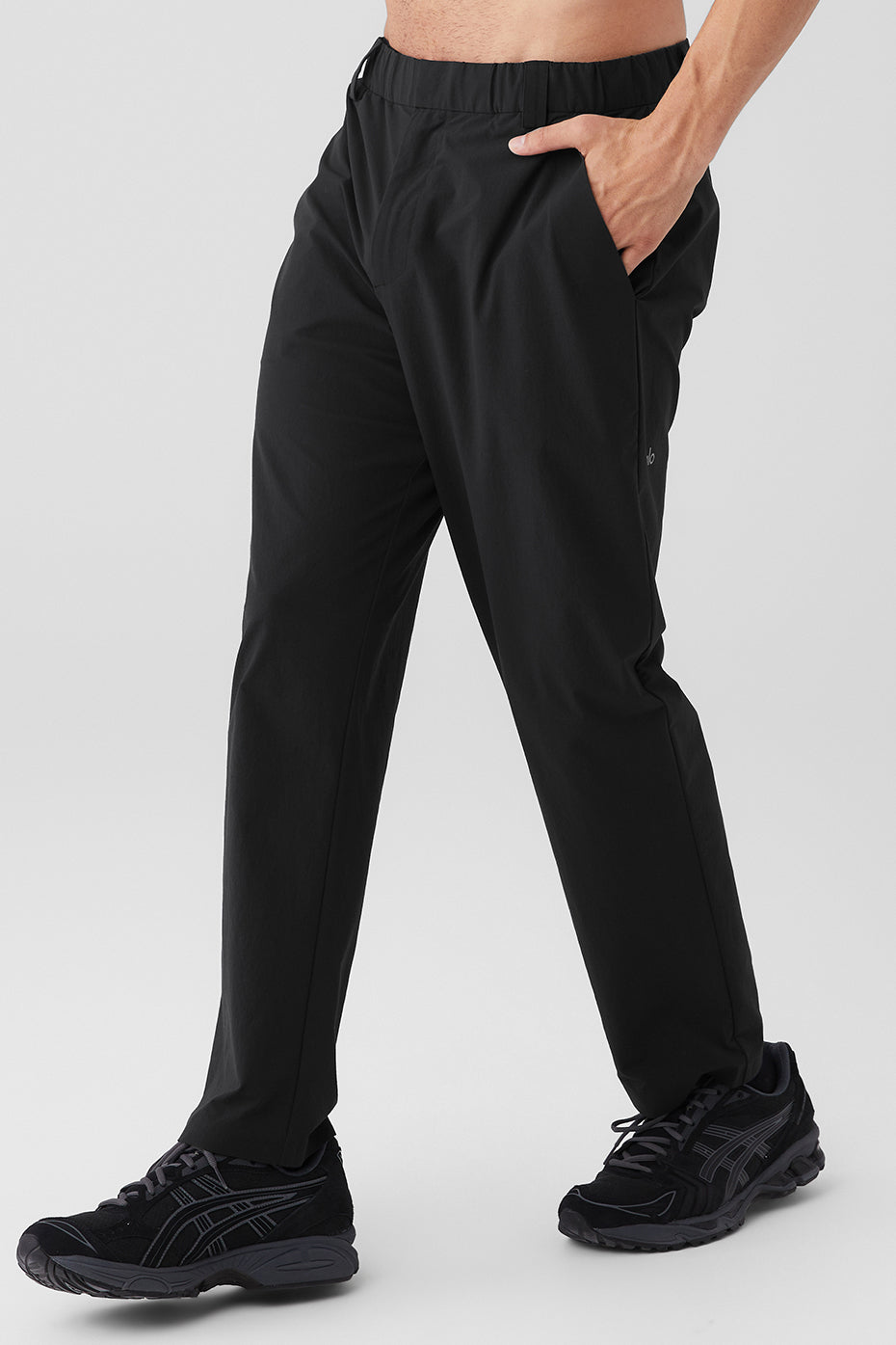 Co-Op Cropped Tech Trouser - Black