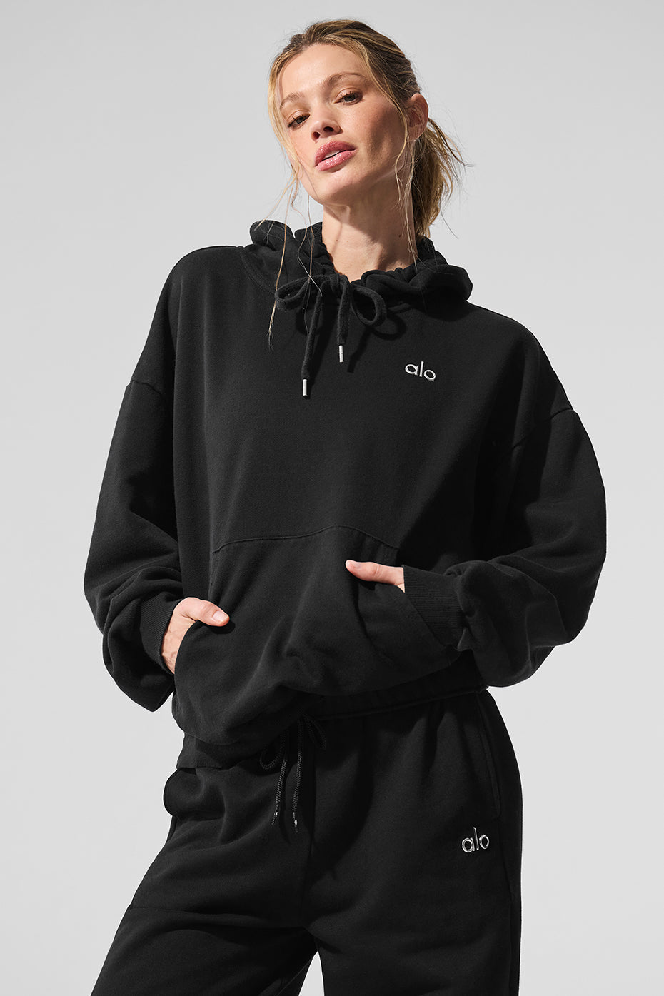 Accolade Hoodie - Black