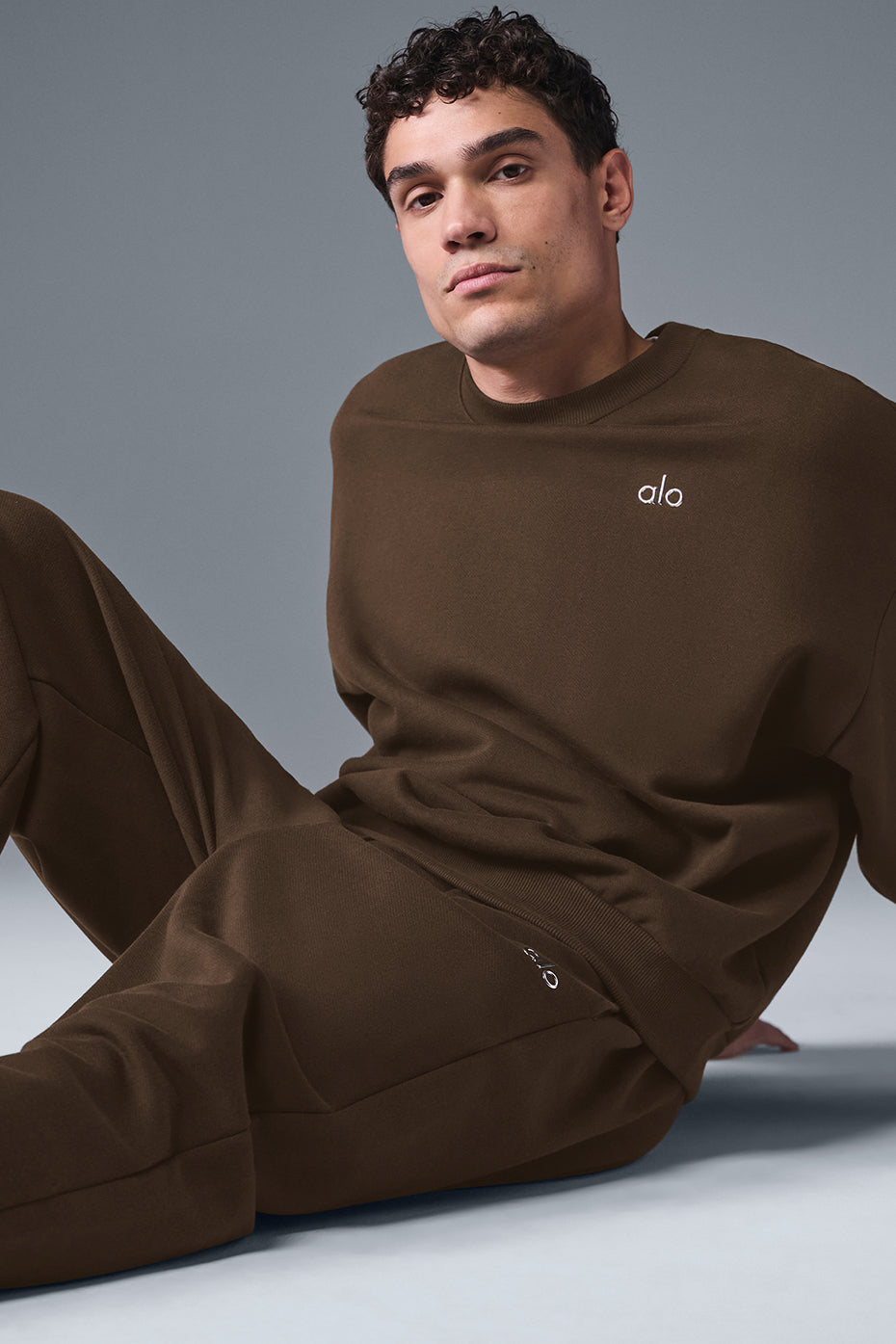 Accolade Crew Neck Pullover - Espresso