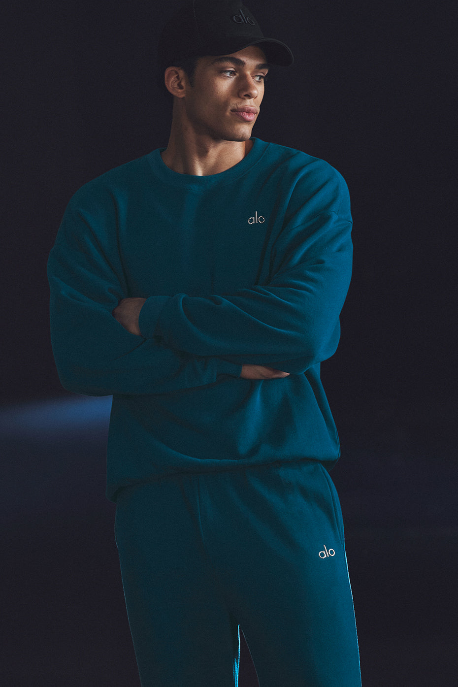 Accolade Crew Neck Pullover - Eclipse Blue