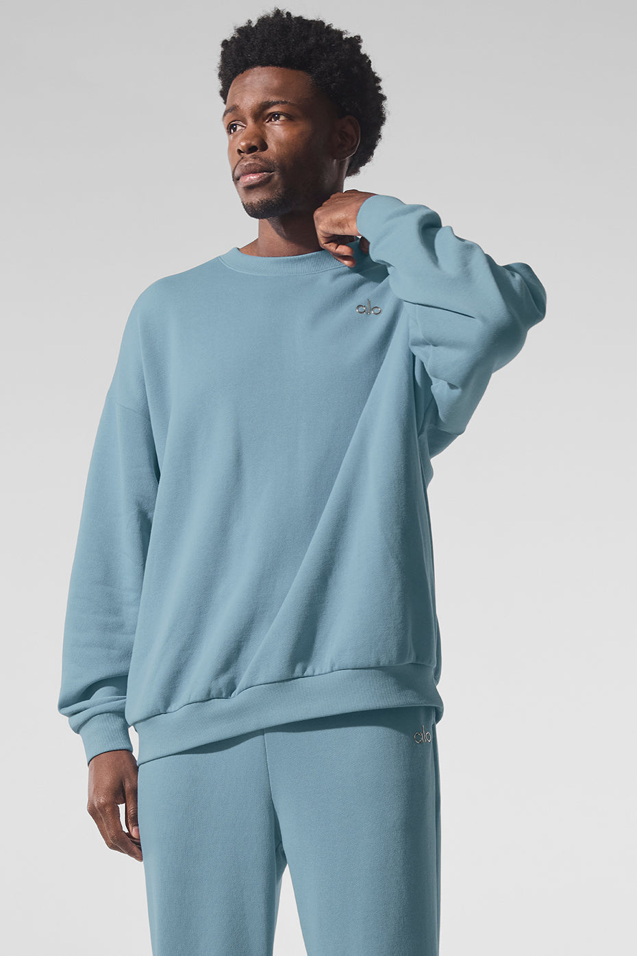 Accolade Crew Neck Pullover - Celestial Blue