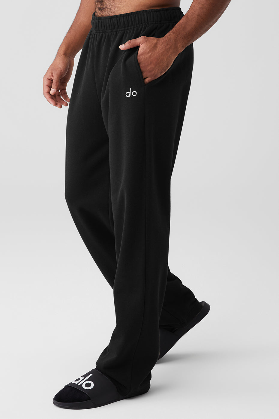 Accolade Straight Leg Sweatpant - Black