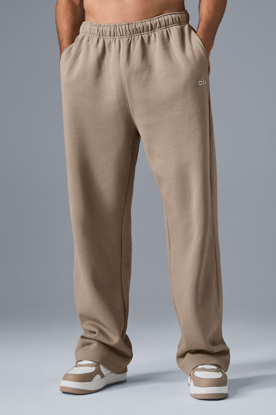 Accolade Straight Leg Sweatpant - Gravel