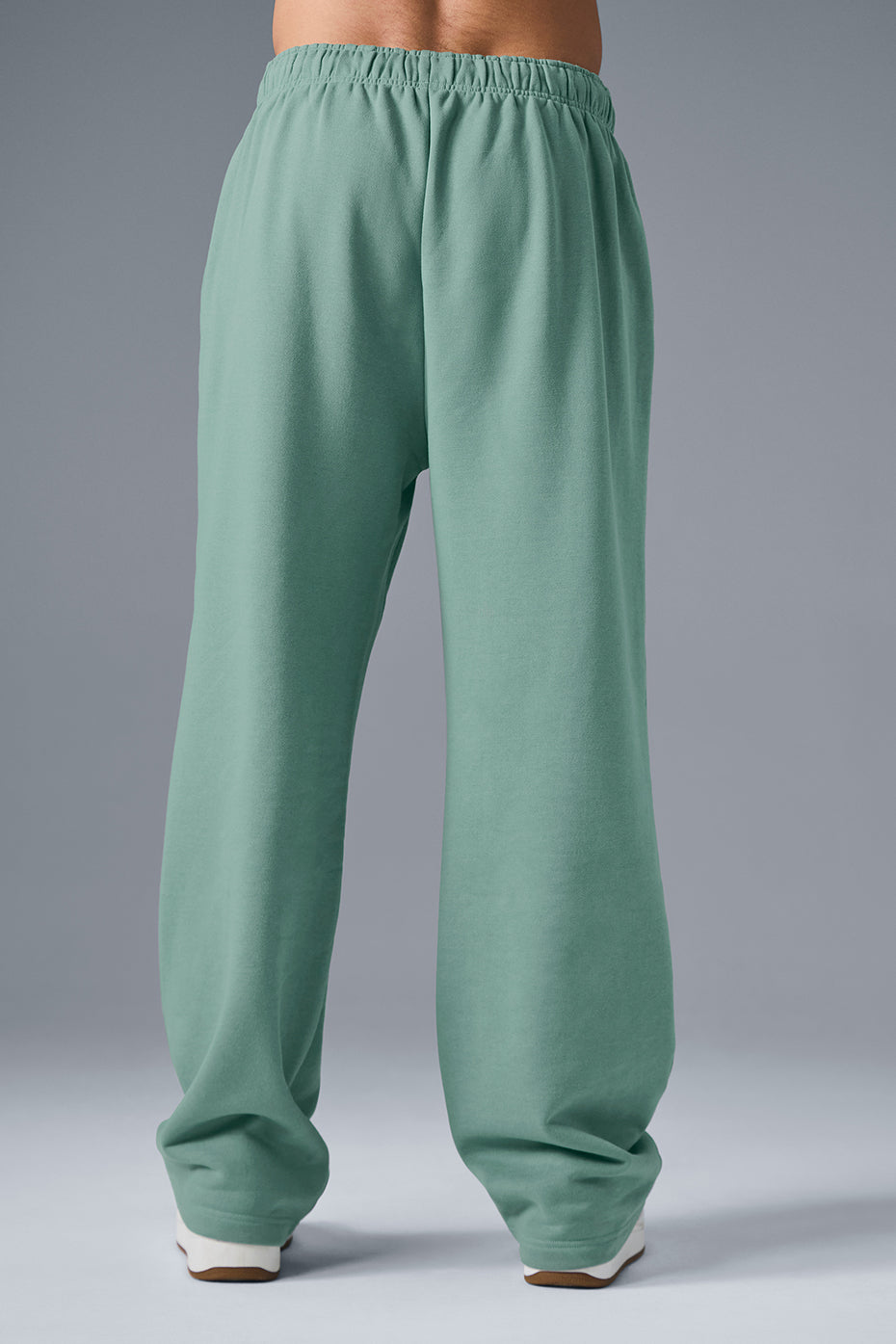 Accolade Straight Leg Sweatpant - Botanical Green