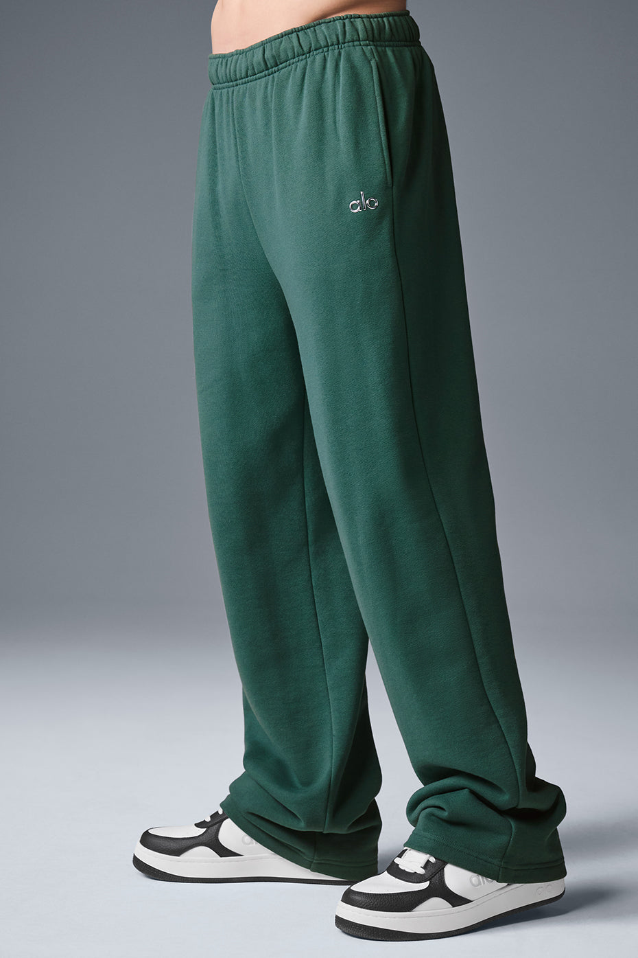 Accolade Straight Leg Sweatpant - Winter Ivy