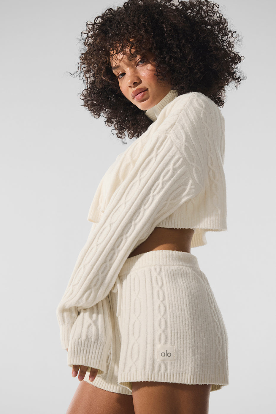 Cable Knit Cropped Winter Bliss Turtleneck Long Sleeve - Ivory