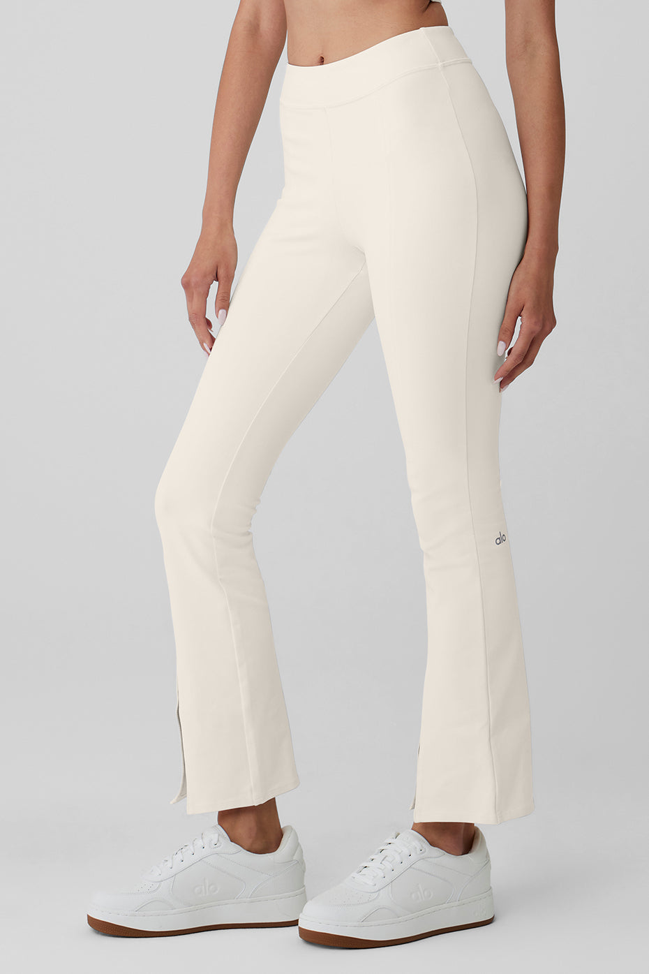 Airbrush High-Waist 7/8 Flutter Legging - Ivory