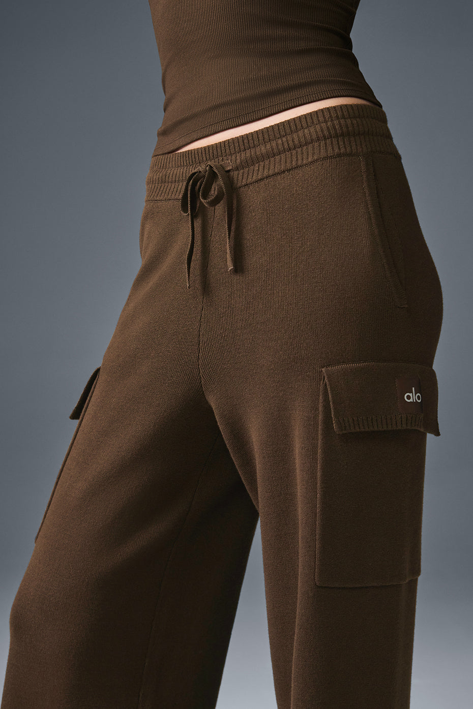 Scholar Knit High-Waist Cargo Pant - Espresso