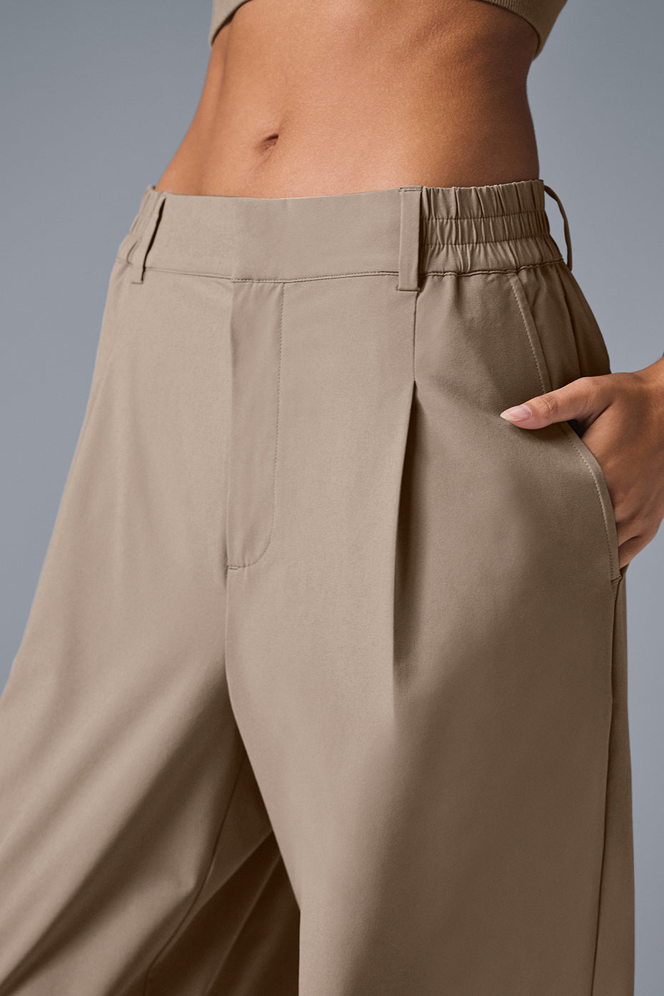 High-Waist Pursuit Trouser (Regular) - Gravel