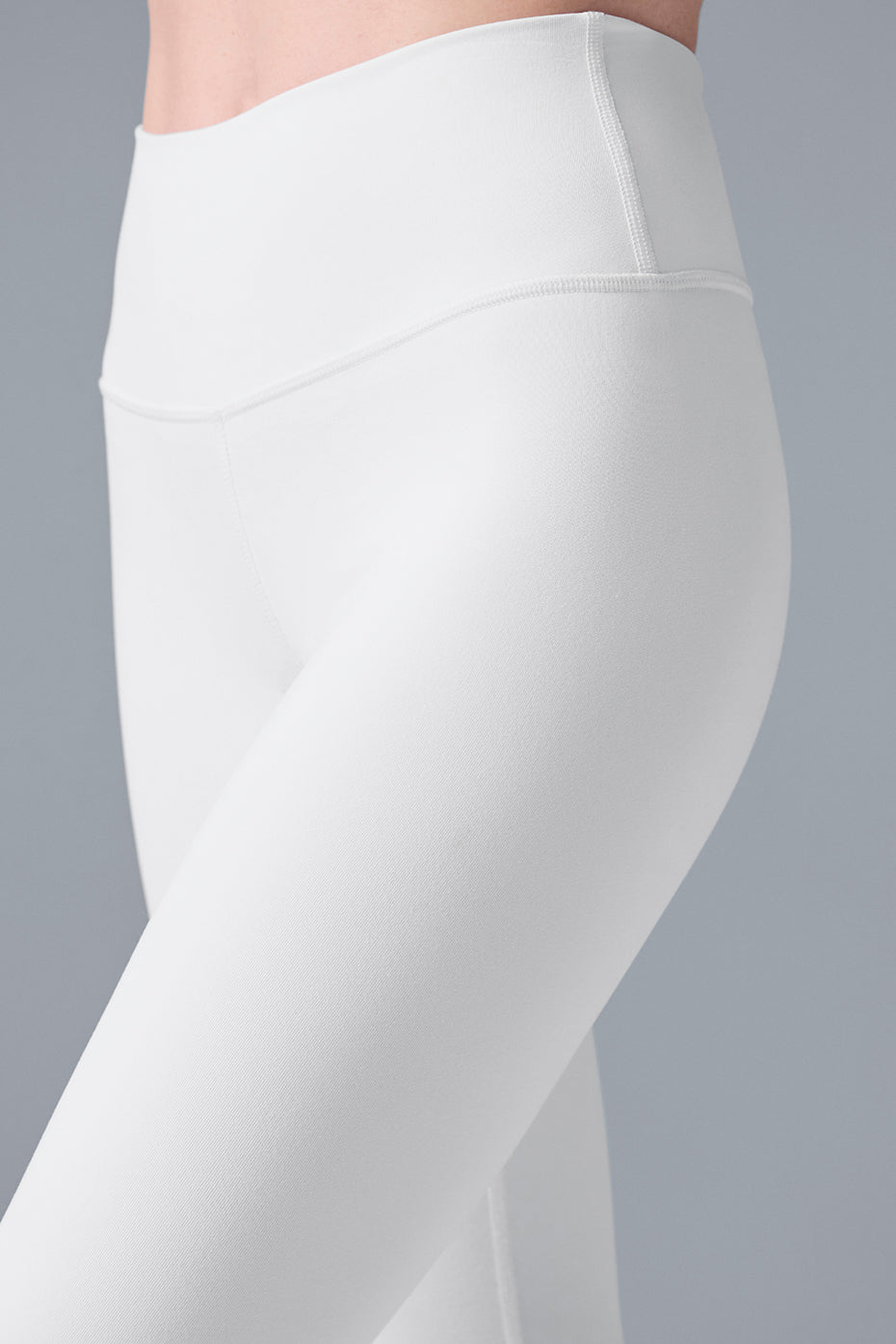 High-Waist Airbrush Capri - White